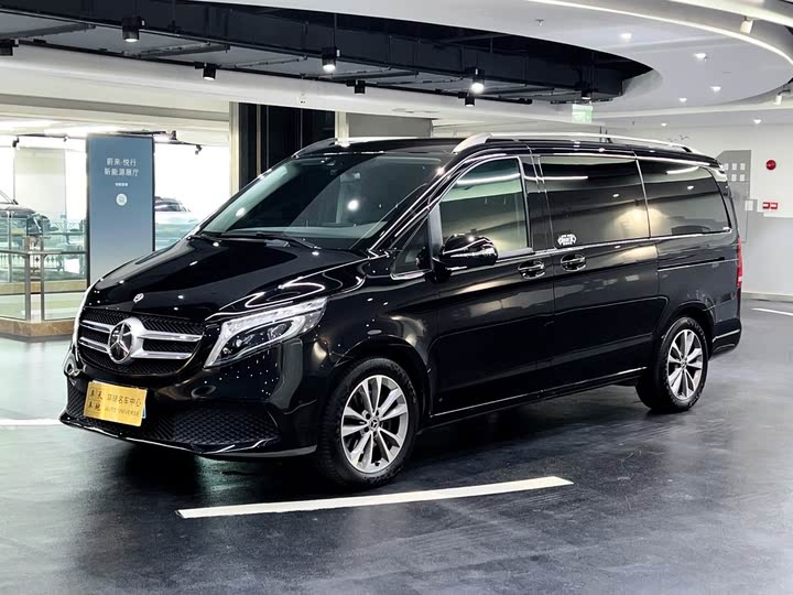 Фото 1 - Mercedes-Benz V-Class