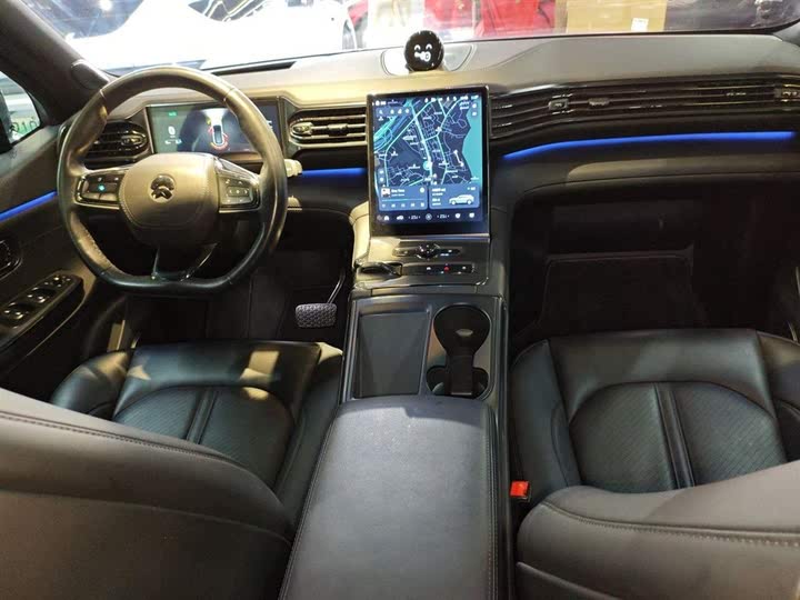 Фото 10 - Nio ES6