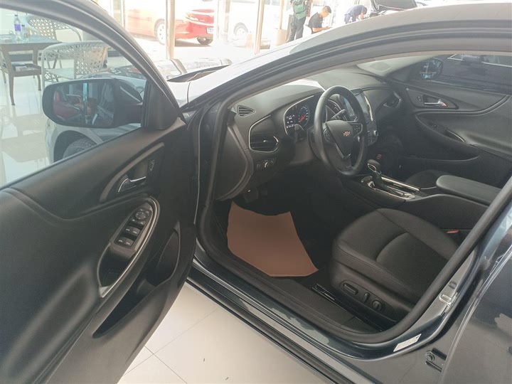 Фото 16 - Chevrolet Malibu XL