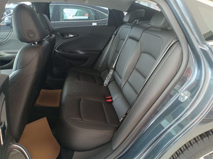 Фото 17 - Chevrolet Malibu XL