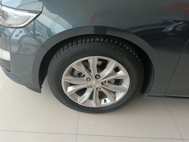 Фото 23 - Chevrolet Malibu XL