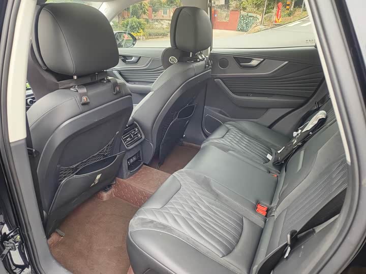 Фото 4 - Hongqi HS5