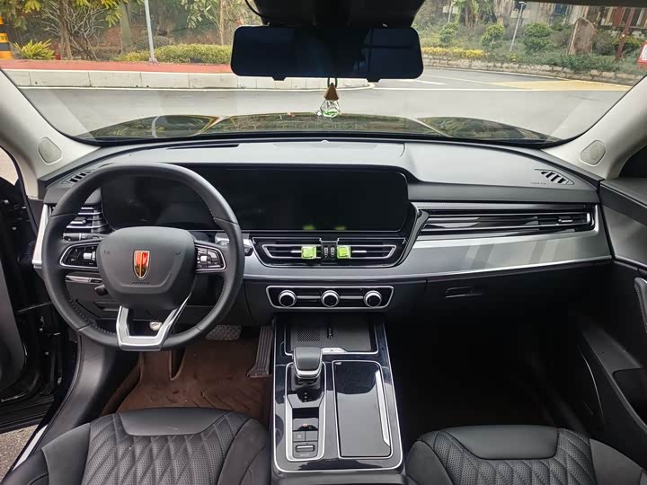 Фото 5 - Hongqi HS5