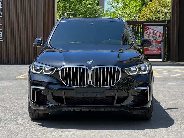 Фото 2 - BMW X5