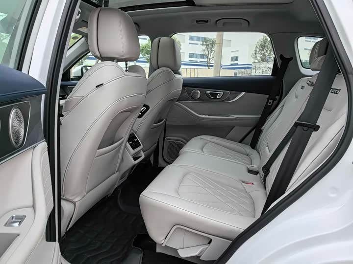 Фото 6 - Chery Tiggo 8 Pro Hybrid