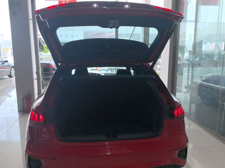 Фото 19 - Audi A3