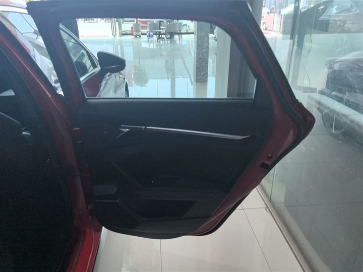 Фото 27 - Audi A3