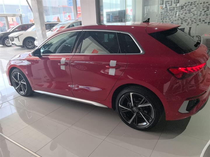 Фото 5 - Audi A3