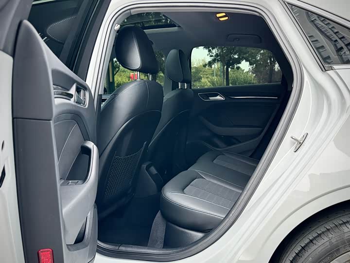 Фото 10 - Audi A3