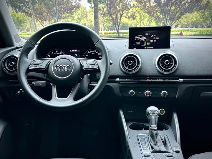 Фото 18 - Audi A3