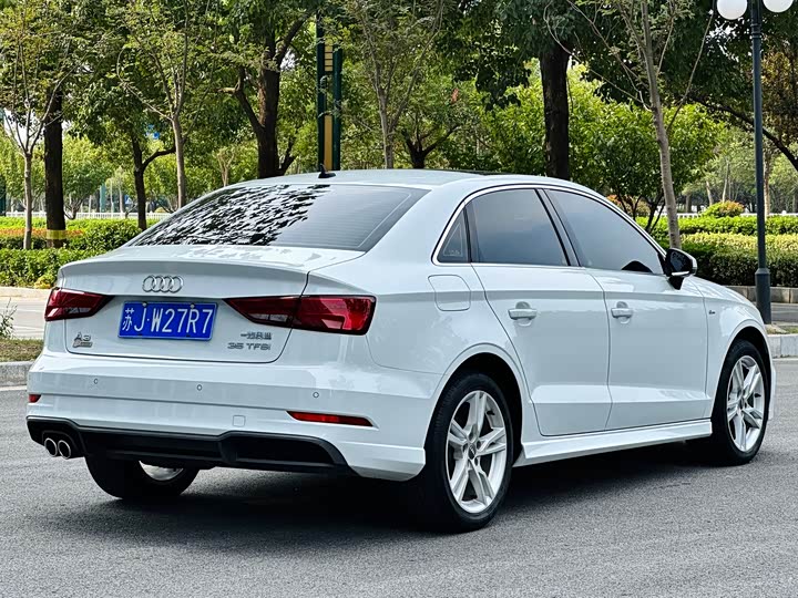Фото 5 - Audi A3