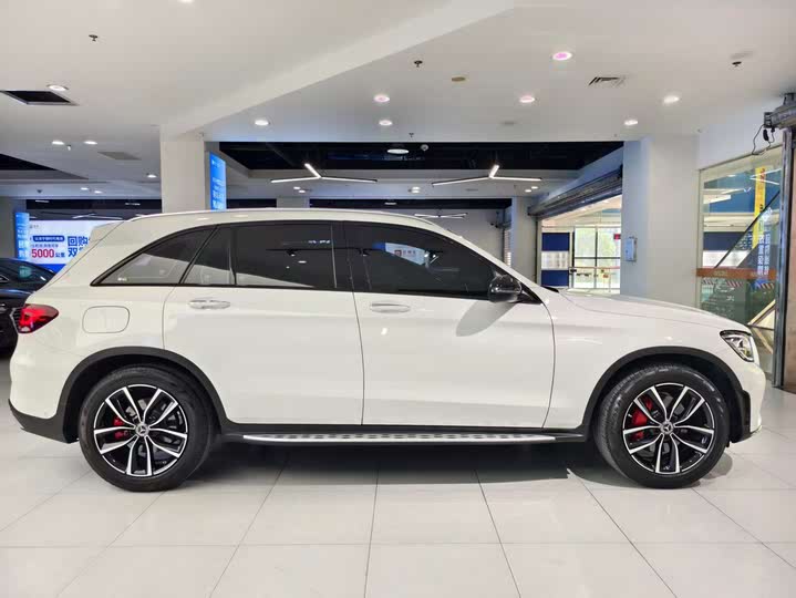 Фото 15 - Mercedes-Benz GLC-Class