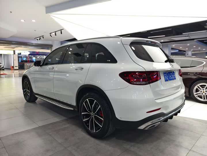 Фото 17 - Mercedes-Benz GLC-Class