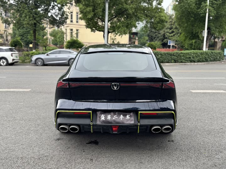 Фото 6 - Changan UNI-V