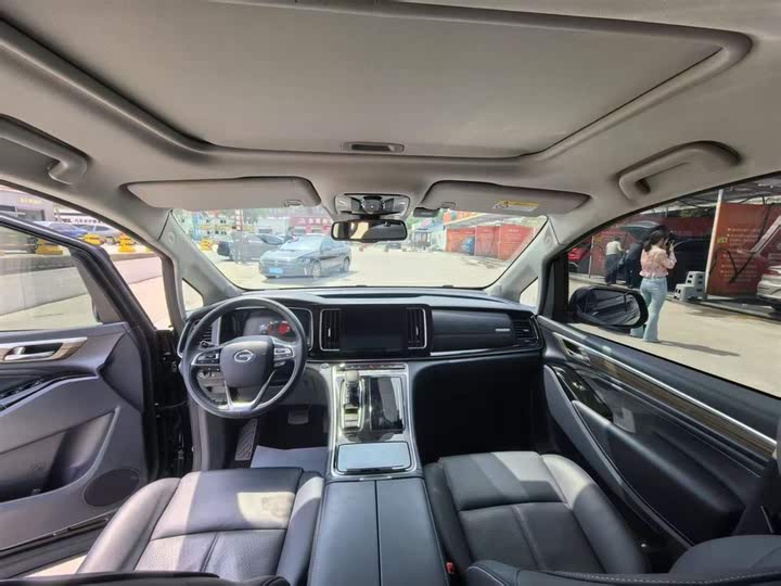 Фото 19 - GAC Trumpchi M8