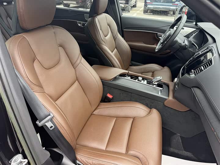 Фото 17 - Volvo XC90 Hybrid