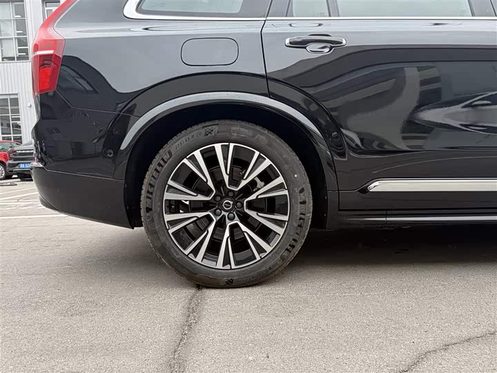 Фото 21 - Volvo XC90 Hybrid