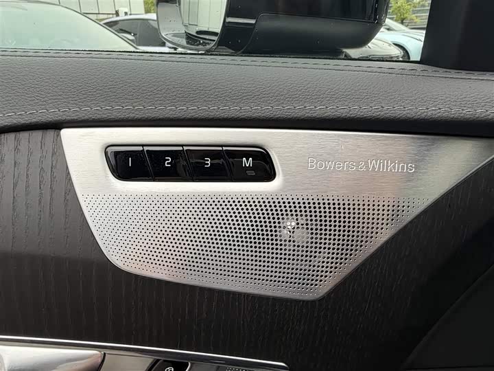 Фото 6 - Volvo XC90 Hybrid