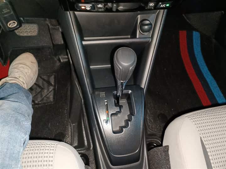 Фото 14 - Toyota Vios