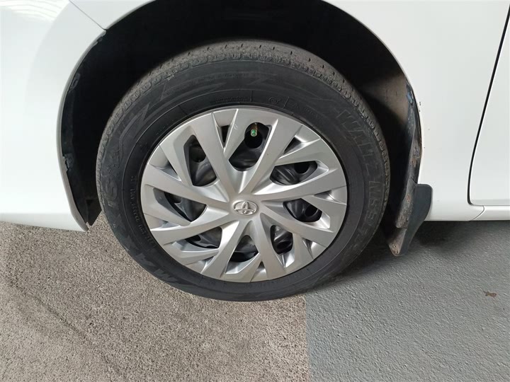 Фото 23 - Toyota Vios