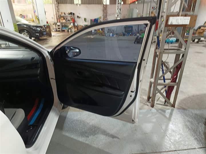 Фото 26 - Toyota Vios