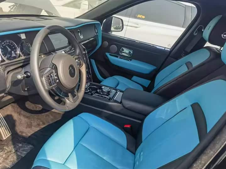 Фото 4 - Rolls-Royce Cullinan