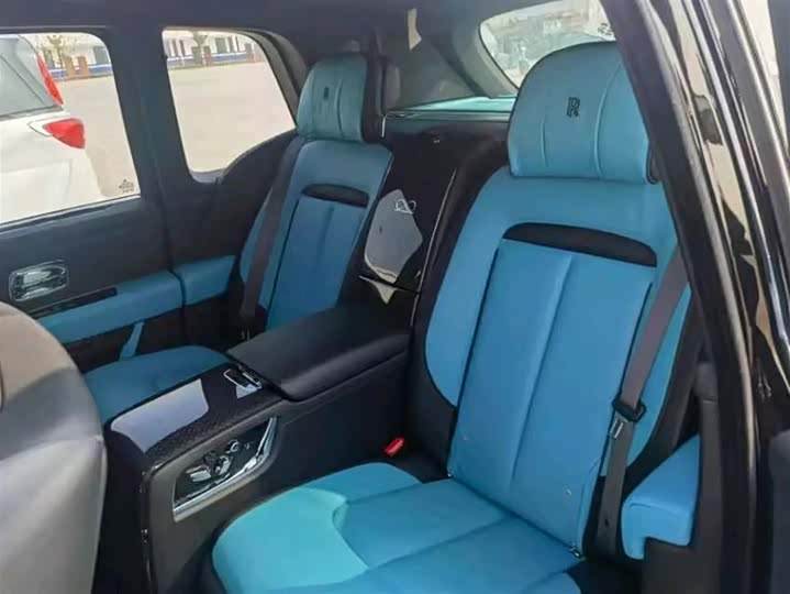 Фото 5 - Rolls-Royce Cullinan