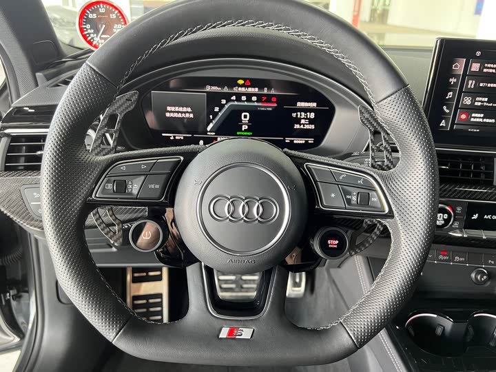 Фото 16 - Audi S4