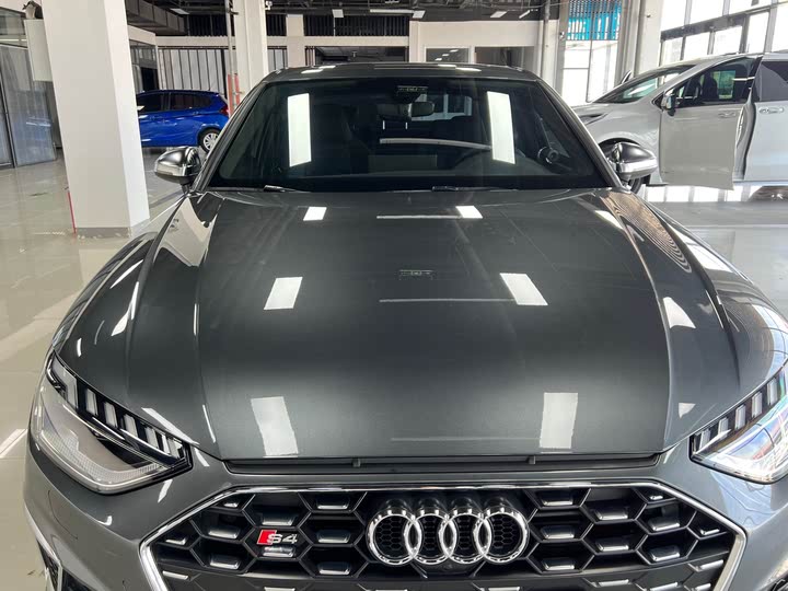 Фото 5 - Audi S4