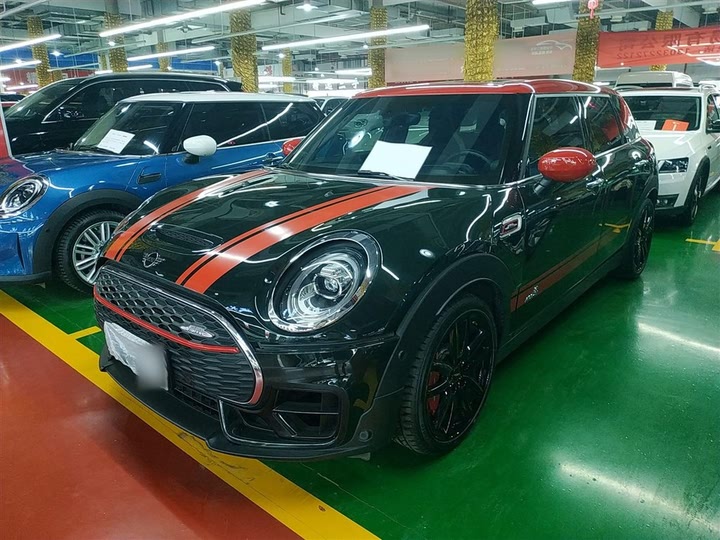 Фото 2 - Mini Clubman JCW