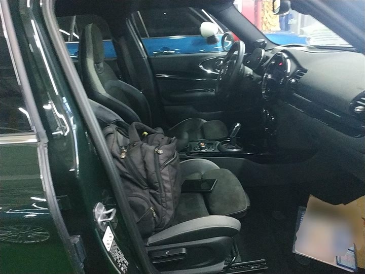 Фото 25 - Mini Clubman JCW