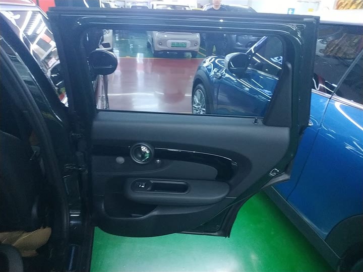 Фото 27 - Mini Clubman JCW