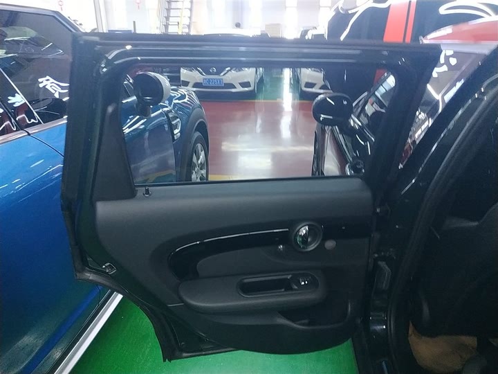 Фото 29 - Mini Clubman JCW