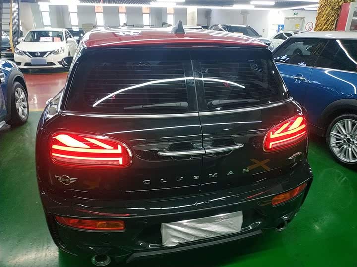 Фото 6 - Mini Clubman JCW