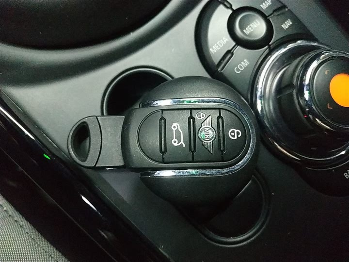 Фото 9 - Mini Clubman JCW