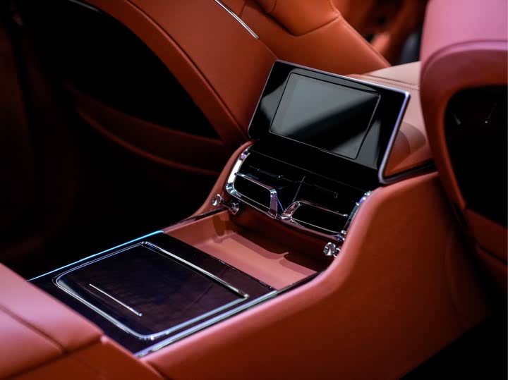 Фото 14 - Bentley Flying Spur