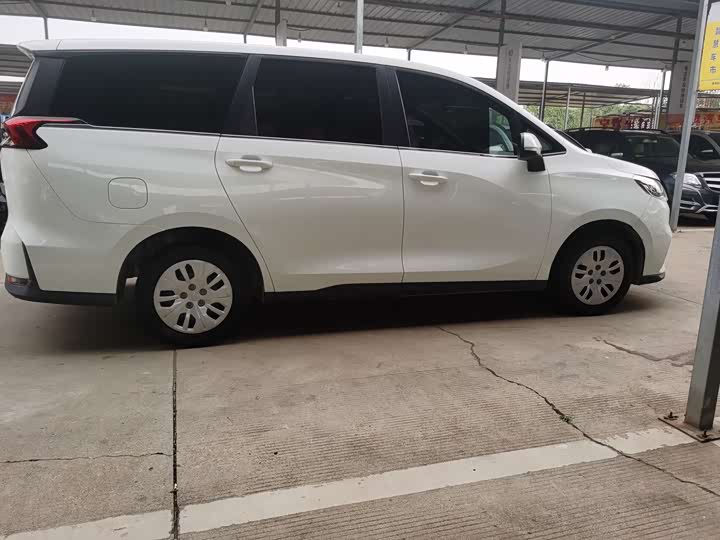 Фото 8 - Maxus G50