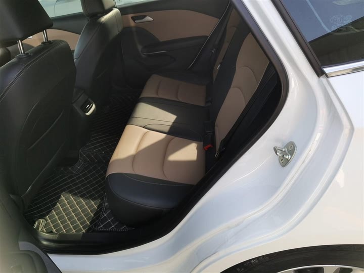 Фото 17 - Chevrolet Monza