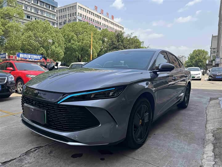 Фото 1 - BYD Qin L