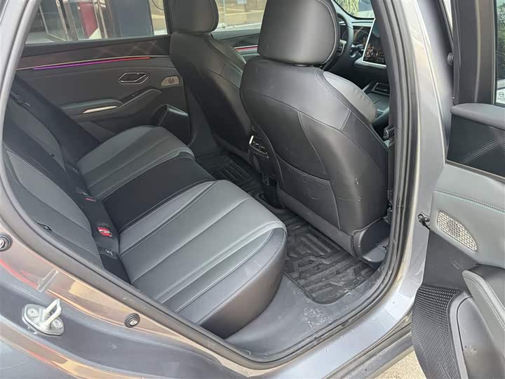 Фото 14 - BYD Qin L