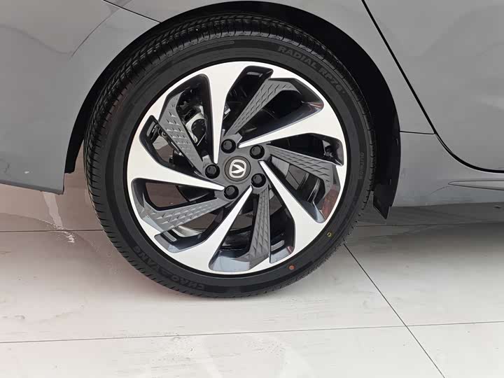 Фото 15 - Changan Raeton Plus