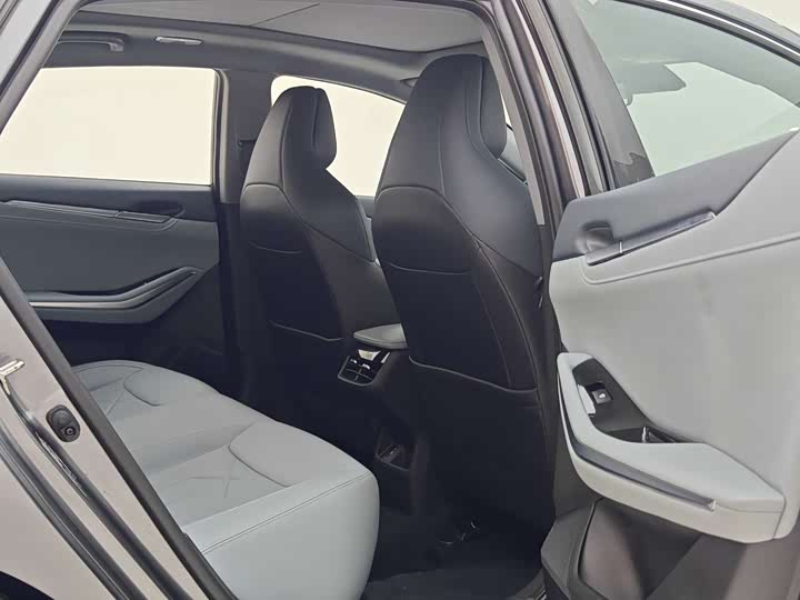 Фото 19 - Changan Raeton Plus