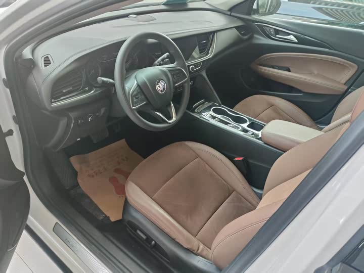 Фото 3 - Buick Regal