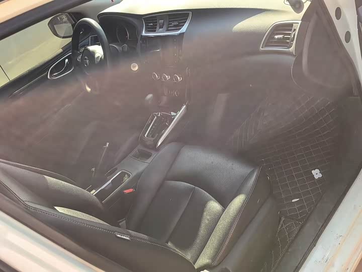 Фото 6 - Nissan Sylphy