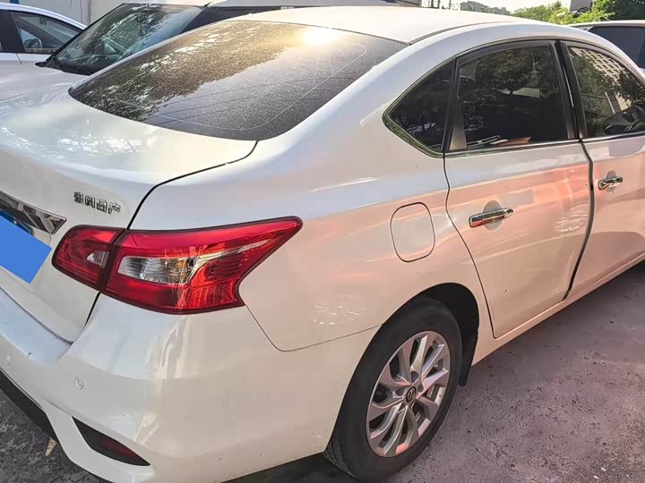 Фото 9 - Nissan Sylphy