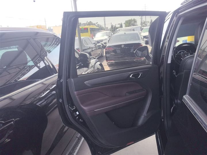 Фото 29 - GAC Trumpchi M6