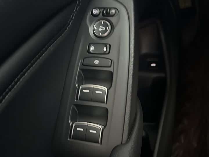 Фото 17 - Honda Accord