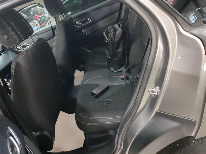 Фото 17 - Land Rover Range Rover Velar