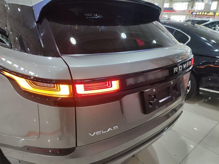Фото 6 - Land Rover Range Rover Velar