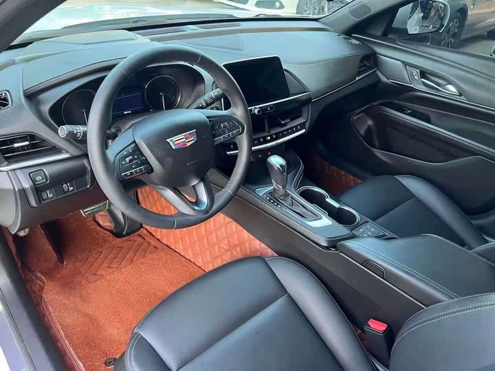 Фото 5 - Cadillac CT4